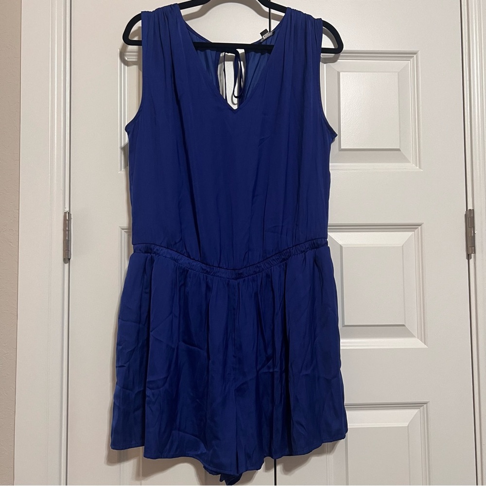 LOFT Blue V-Neck Romper - Picture 3 of 9